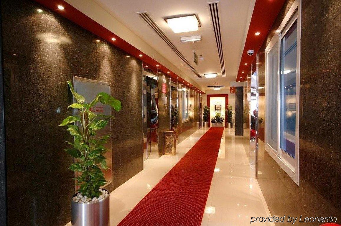 Golden Square Hotel Apartments Dubai Exterior photo