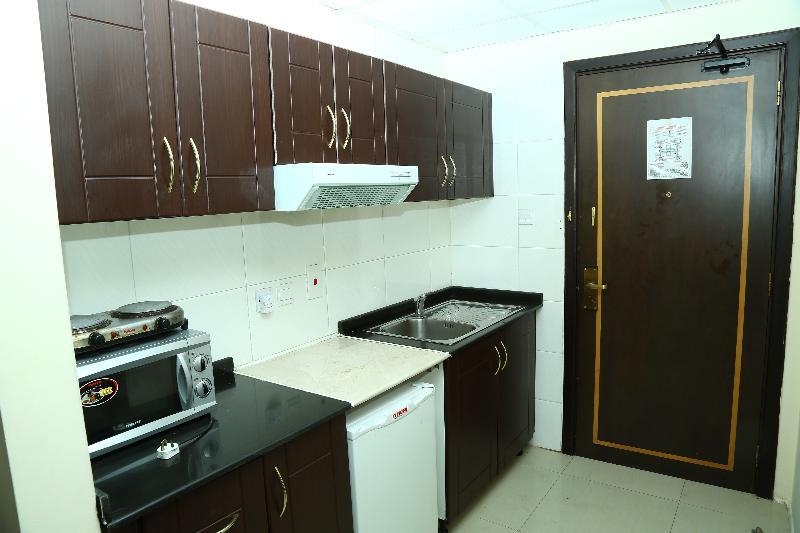 Golden Square Hotel Apartments Dubai Exterior photo